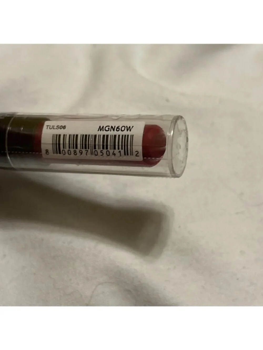 NYX Cosmetics Turnt Up! Lipstick, Hollywood Red NEW TULS06 new sealed